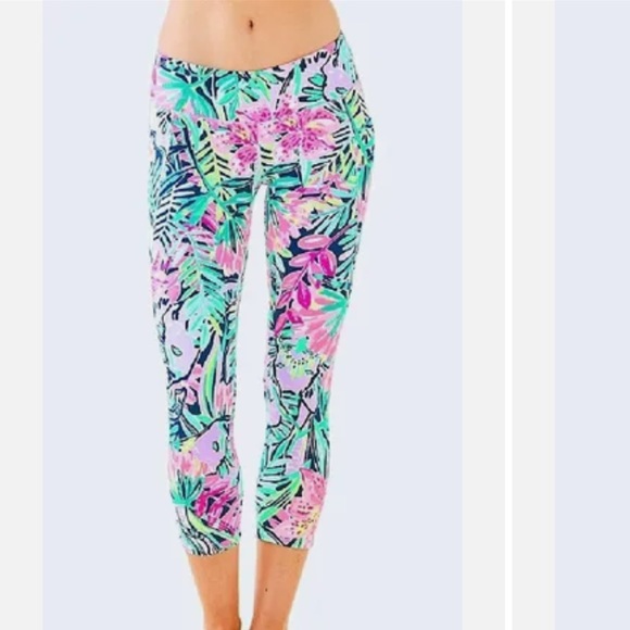🌸 Lilly Pulitzer Luxletic Midi Leggings - Picture 4 of 15